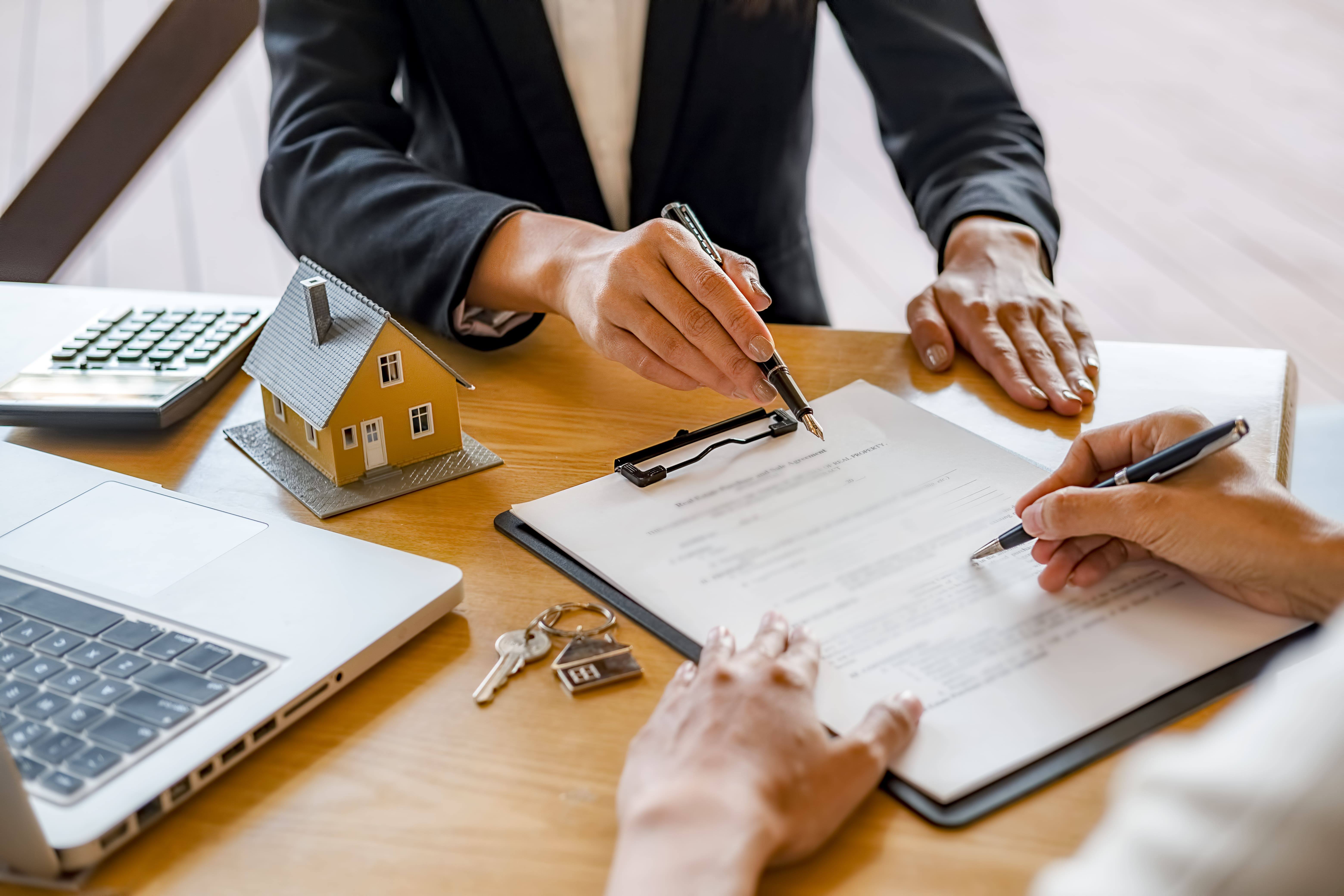 Registrų Centras  - Your compass in real estate 